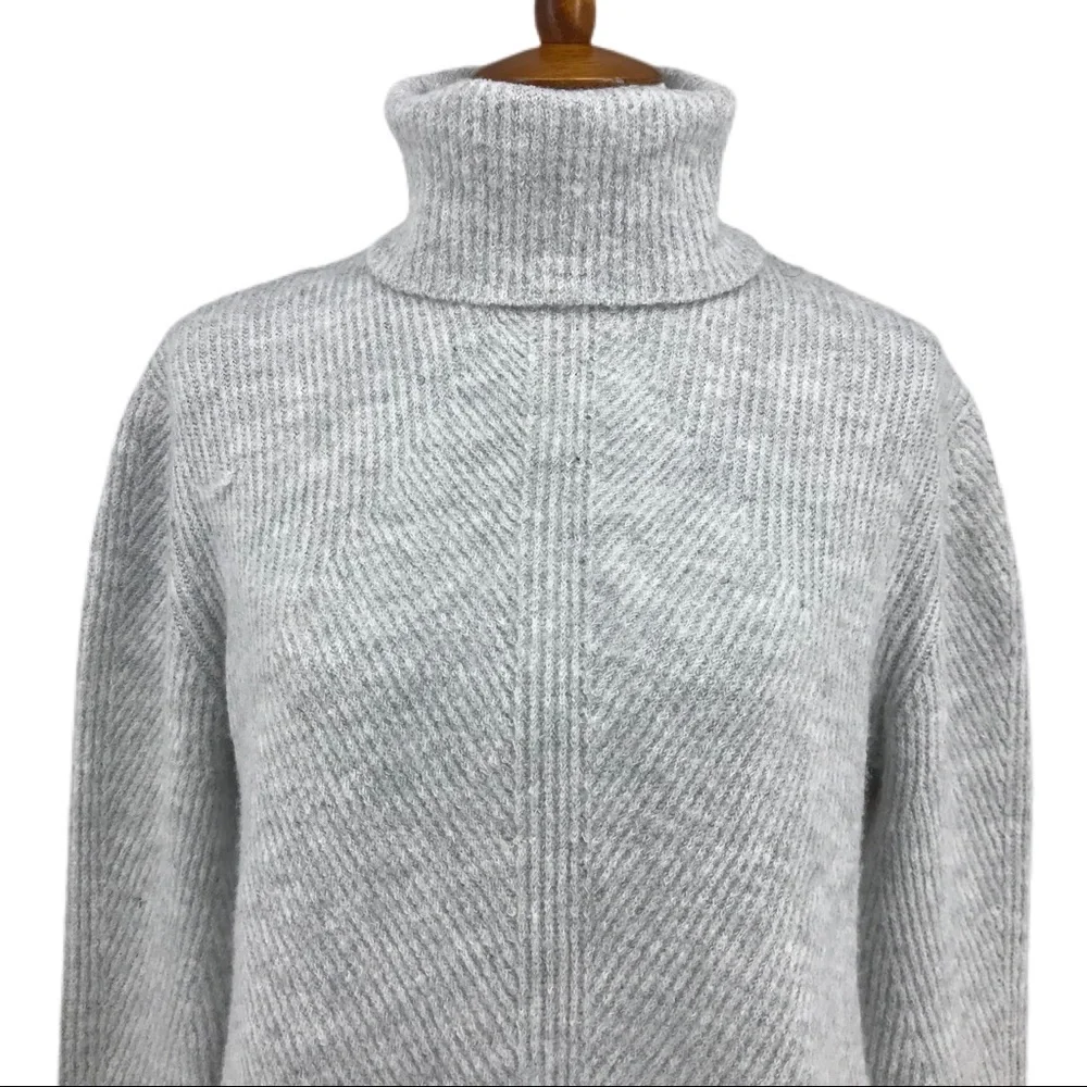 Sweet Romeo Light Gray Knit Turtleneck Sweater, NWT - Picture 2 of 7